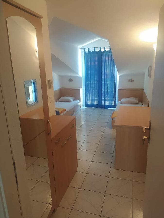 Villa Kairos Donji Seget Eksteriør billede